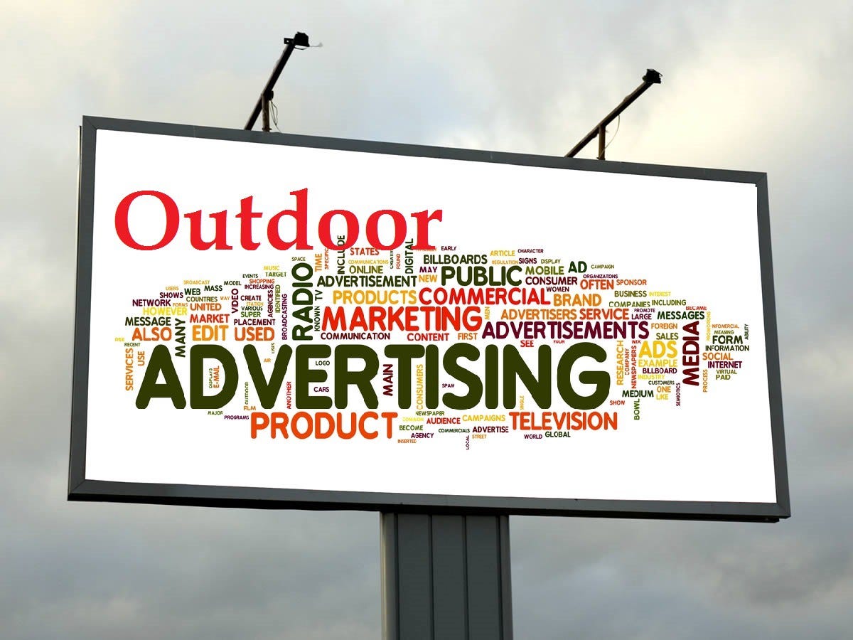 Outdoor advertising in Pakistan on digital billboards
